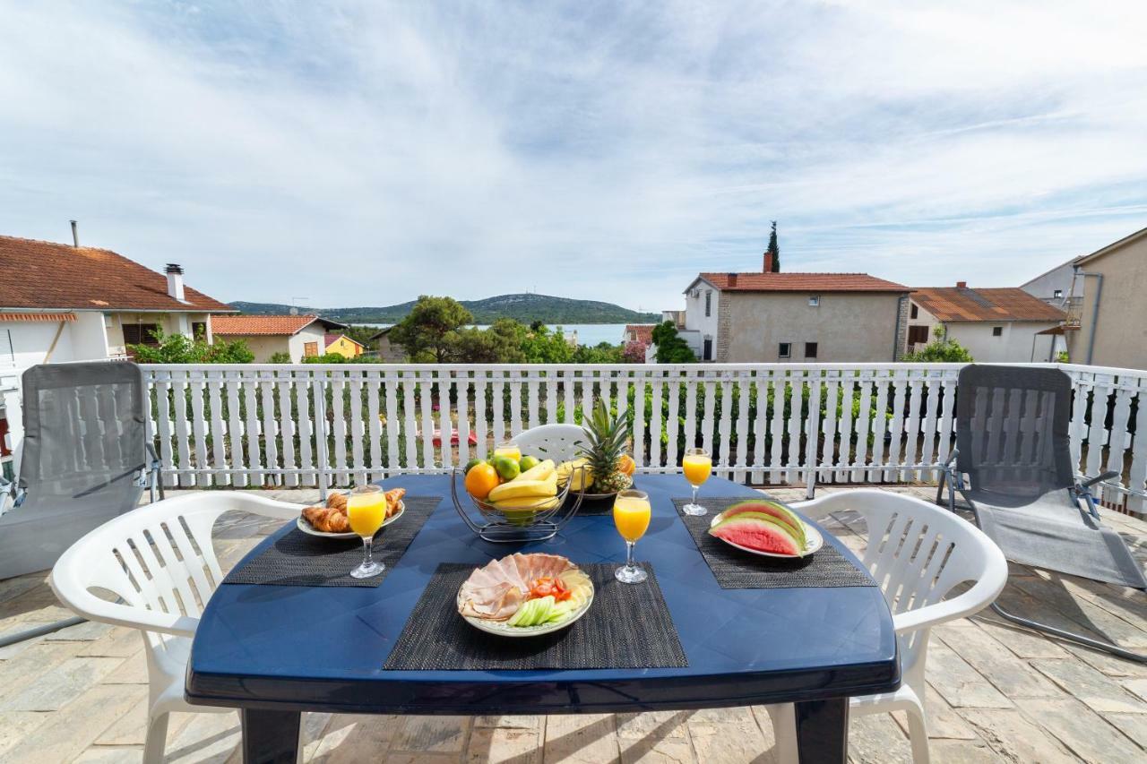 Apartments The Heart Of Croatia Pirovac Exterior photo